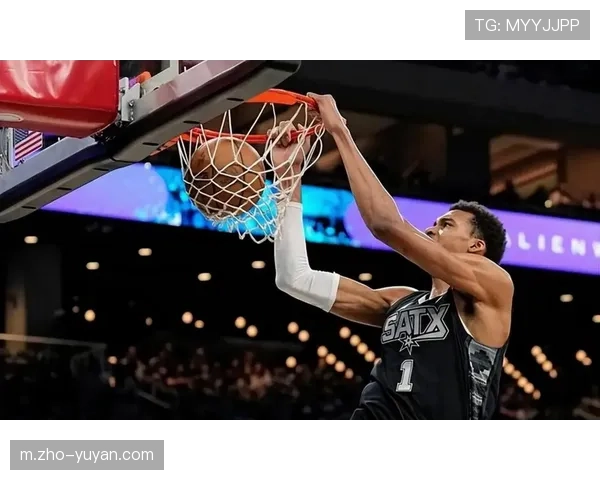 年轻球队成长曲线陡峭 马刺火箭活塞重建速度超预期